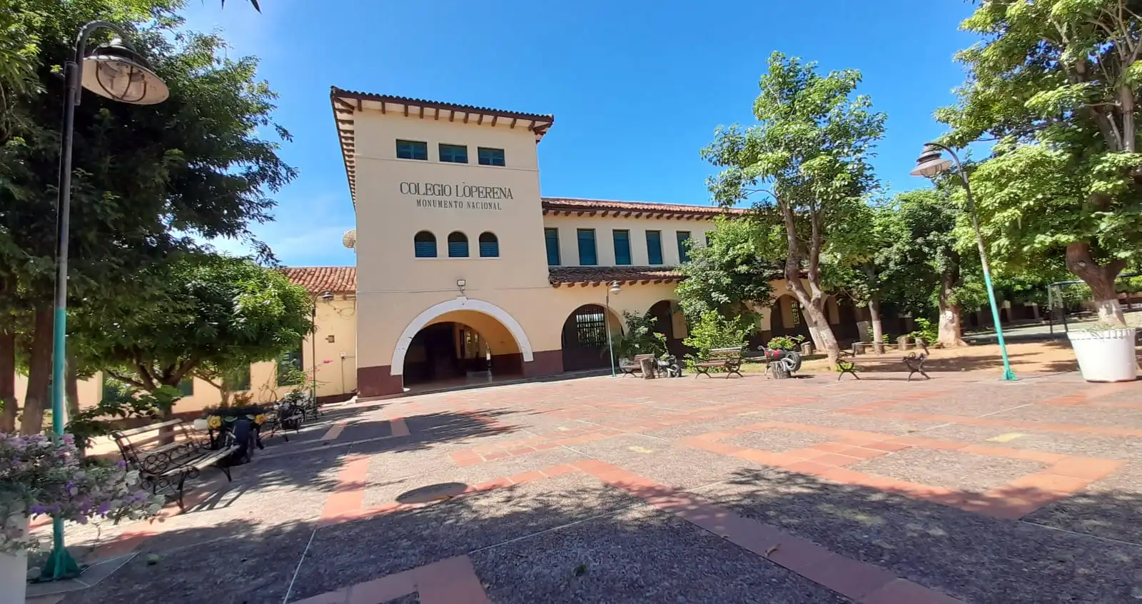 Ilustración Institución Loperena